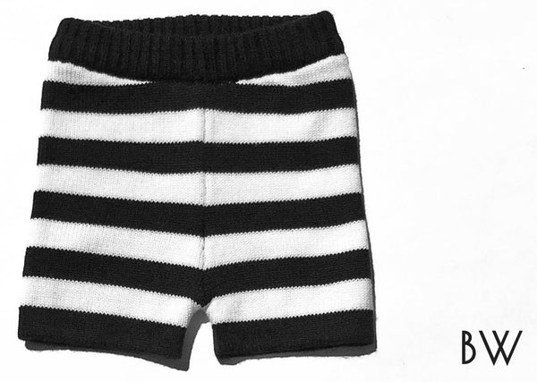 ALL SHORTS-SMALL-BW MW-YOOKI